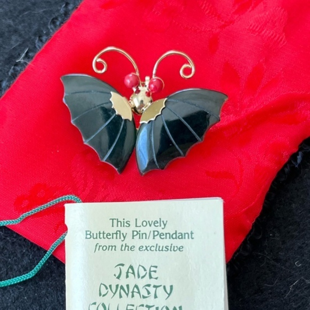 Vintage Jade Dynasty Black Butterfly Brooch Pin Pendant